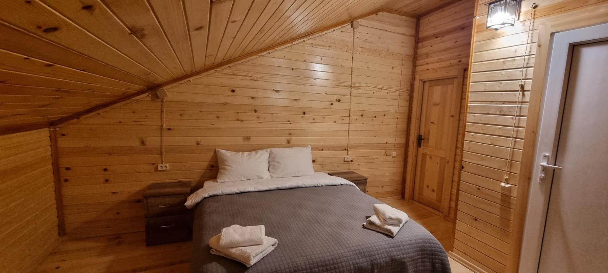 Peak Mazeri Guest House Bilik gambar