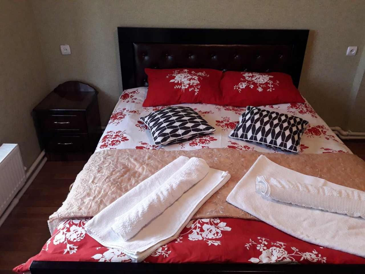 Peak Mazeri Guest House Bilik gambar