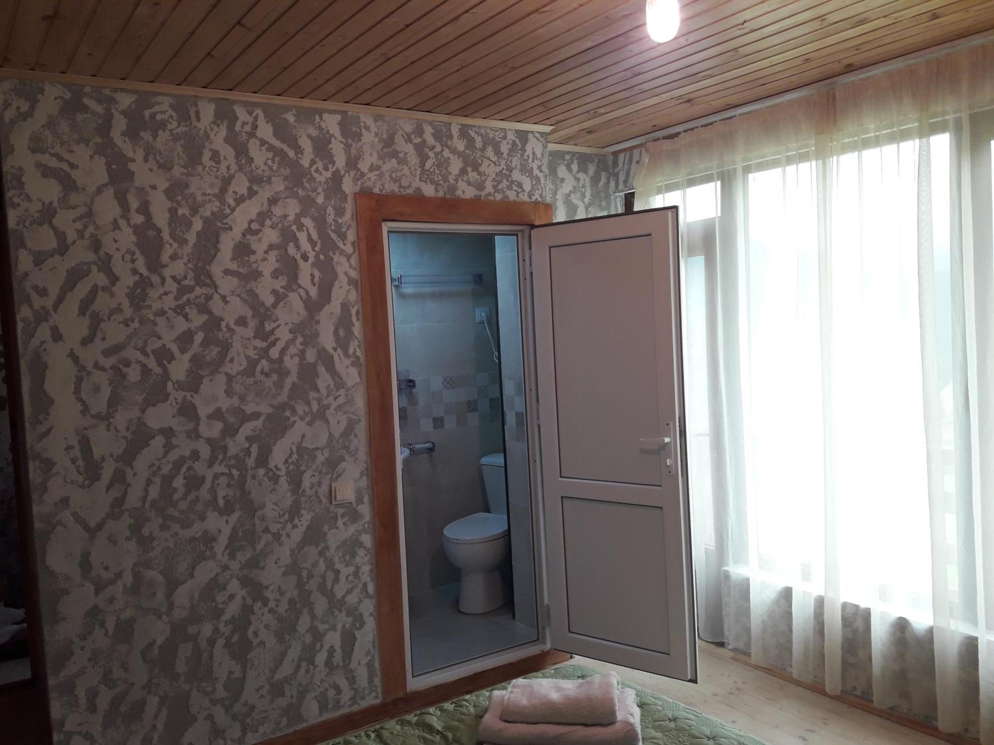 Peak Mazeri Guest House Bilik gambar